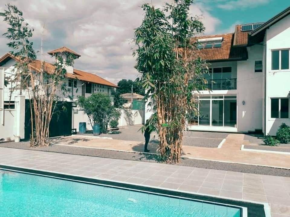 Aradhana Airport Transit Hotel 卡图纳耶克 外观 照片