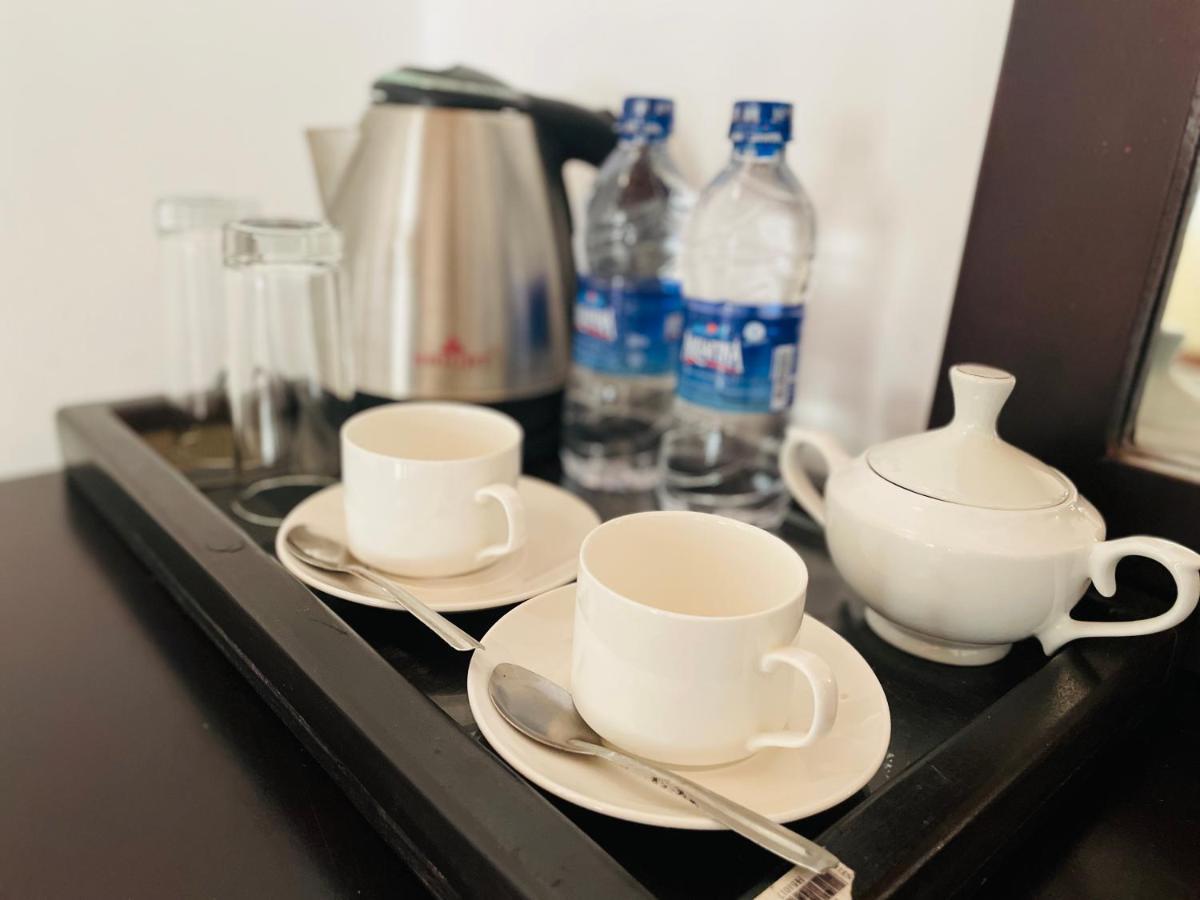 Aradhana Airport Transit Hotel 卡图纳耶克 外观 照片